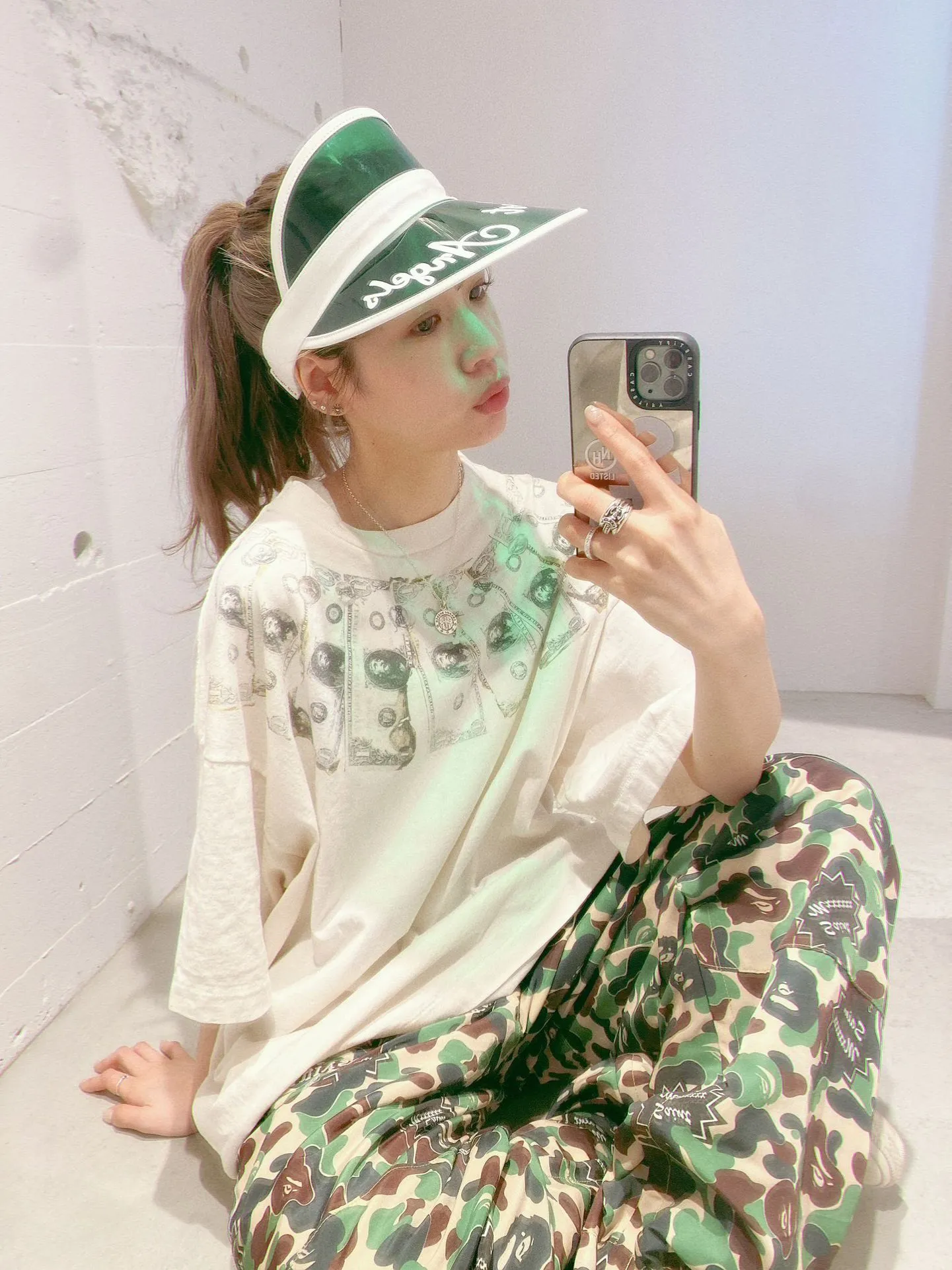 SAINT Mxxxxxx MONEY TEE/WHT dollar necklace, retro short-sleeved, off-white S-XL, ready-to-wear, washed and distressed, authentic level printing, correct accessories/with little angel logo